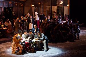 Mi chiamano Mimì. La vita gaia e terribile di Bohème al Maggio Musicale.